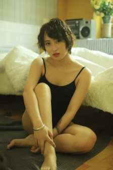 女朋友的丰满妈咪